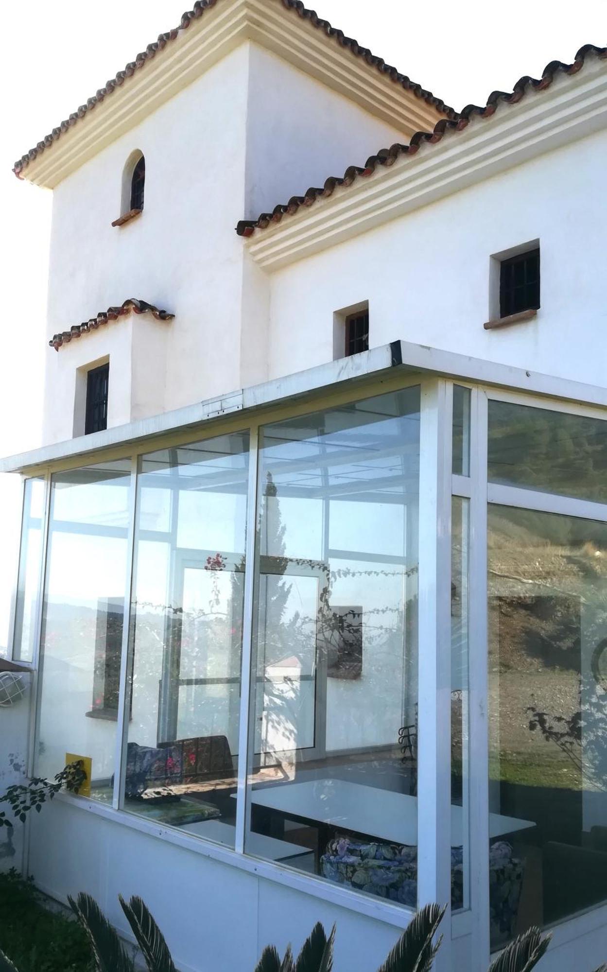 Castle Tower Ground Floor Apartment In Rural Holiday Park 'Cezanne' Tolox Buitenkant foto